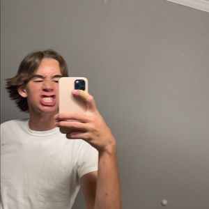 Meet your Posher, Lucas